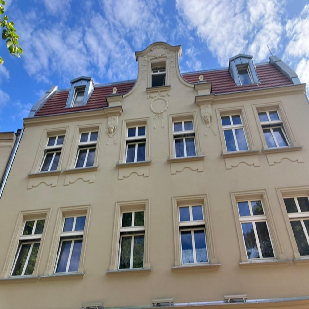 Renowacja poszycia dachu w budynku wielorodzinnym – Poznań